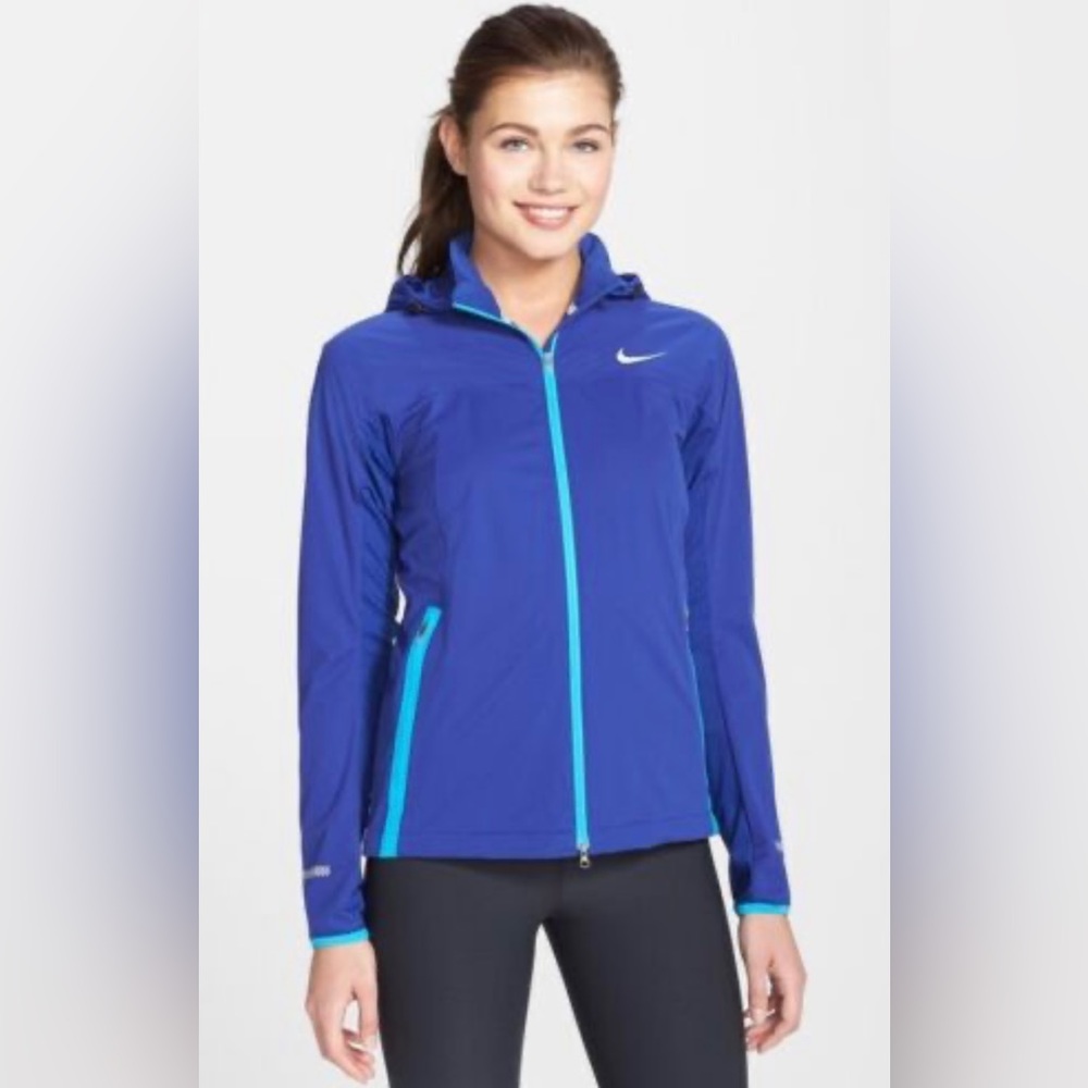 Nike Women’s Shield Running Jacket